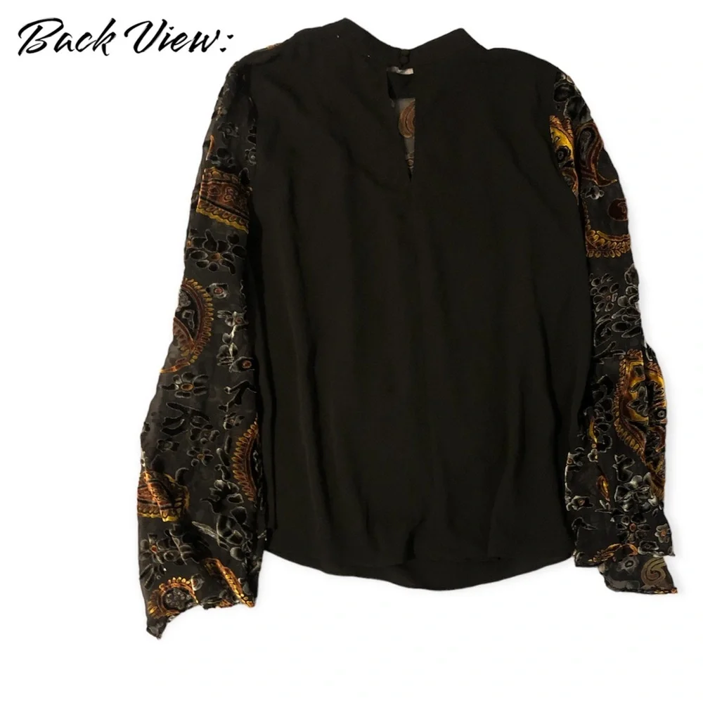 Umgee Black Velvet Burnout Bell Sleeve Blouse - Picture 4 of 8